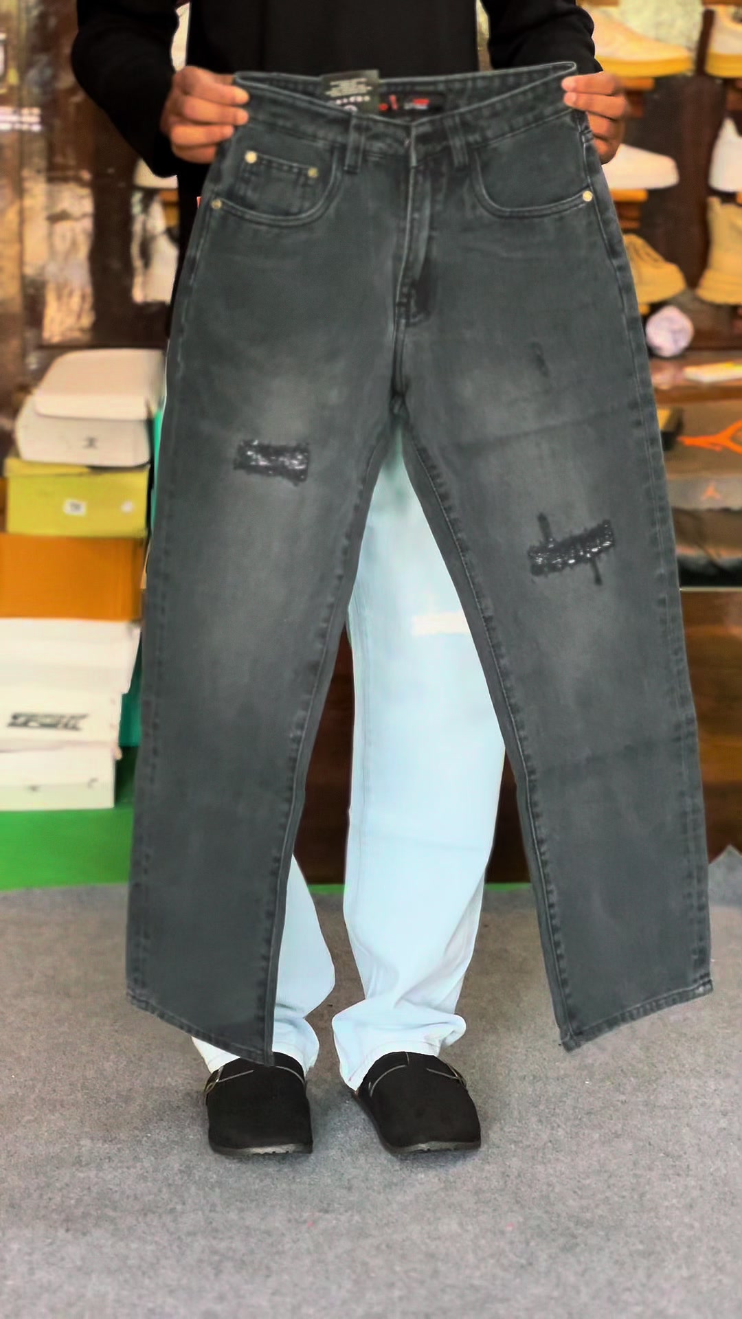 @Shoe Bank And Fashion Hunt