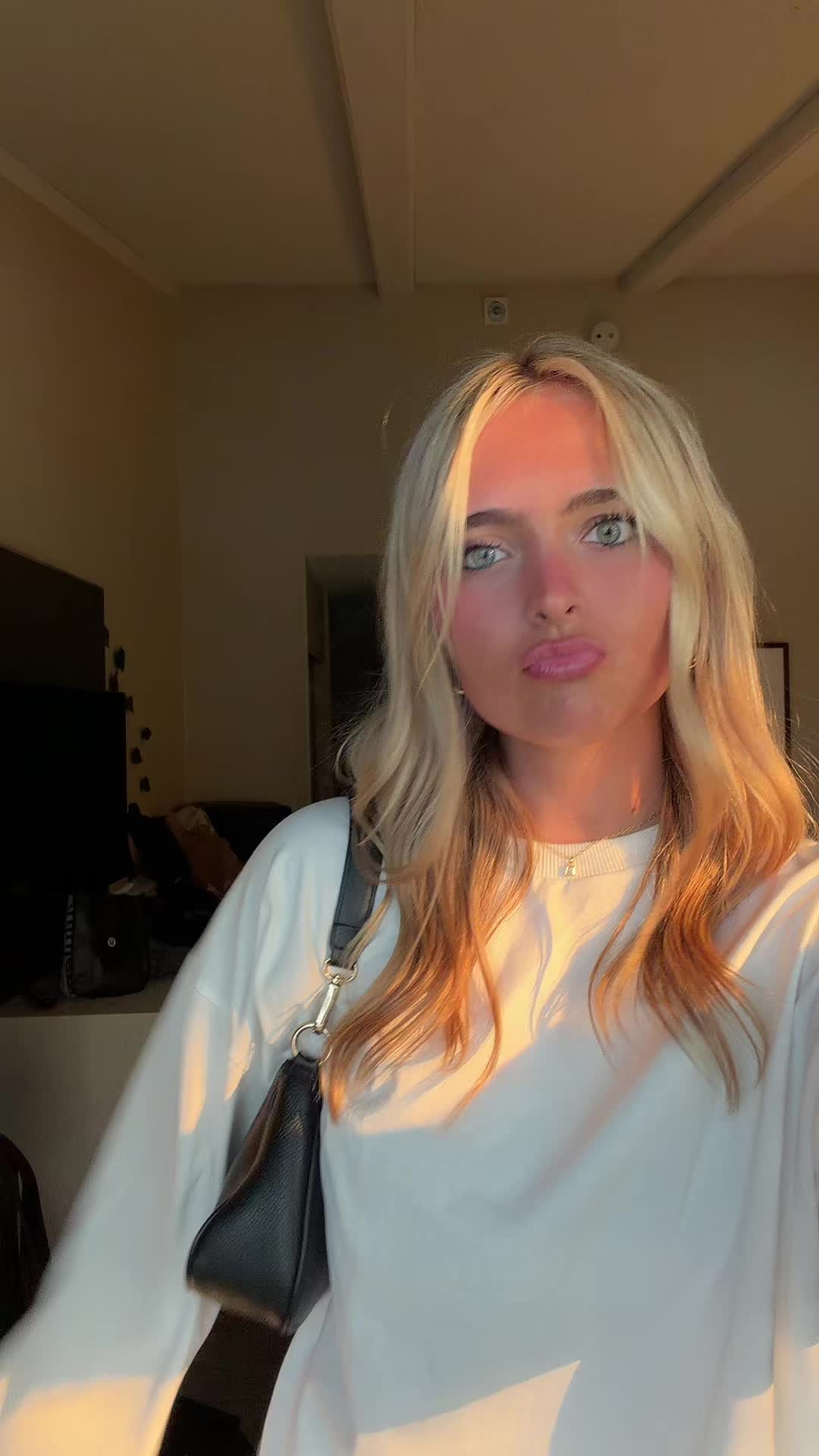 @hay