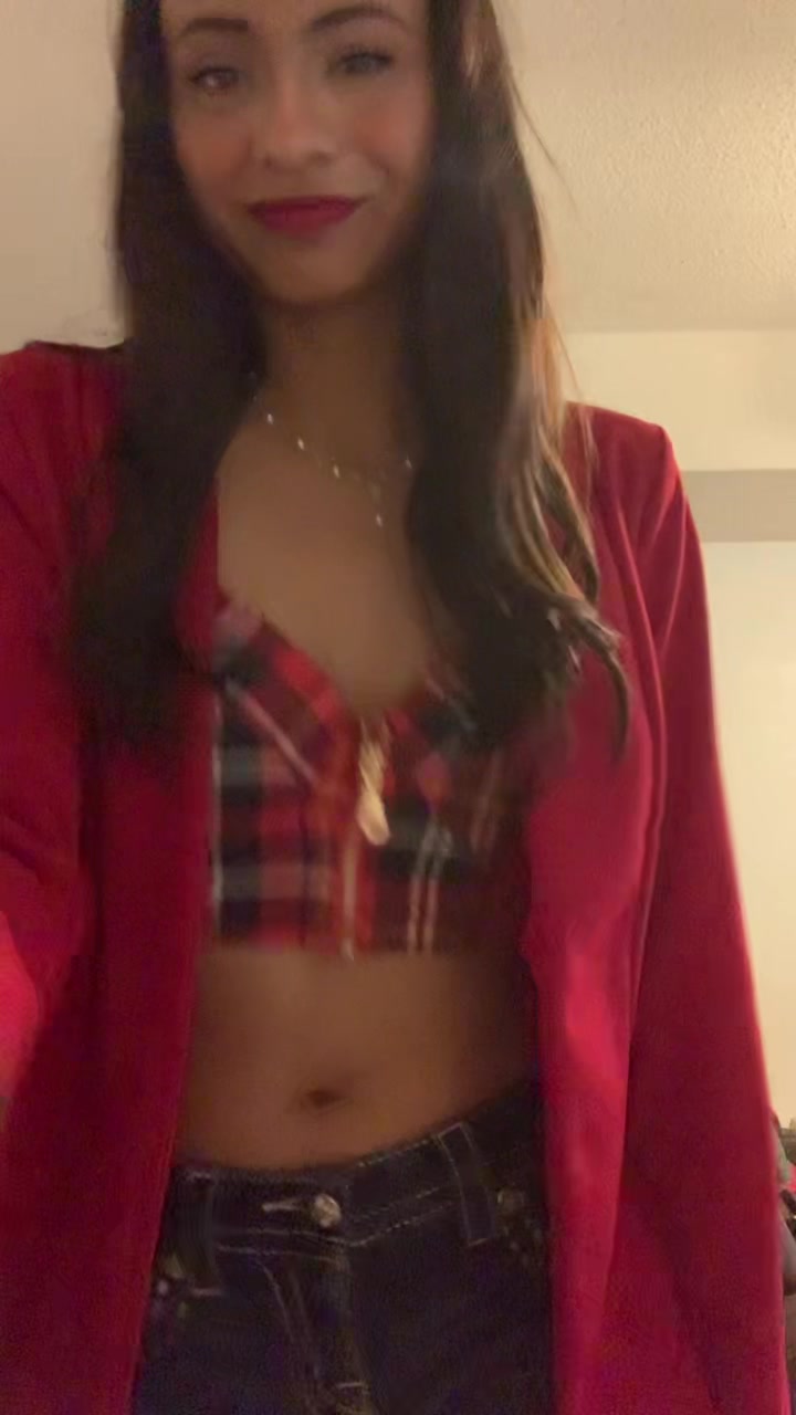 @Karla_e