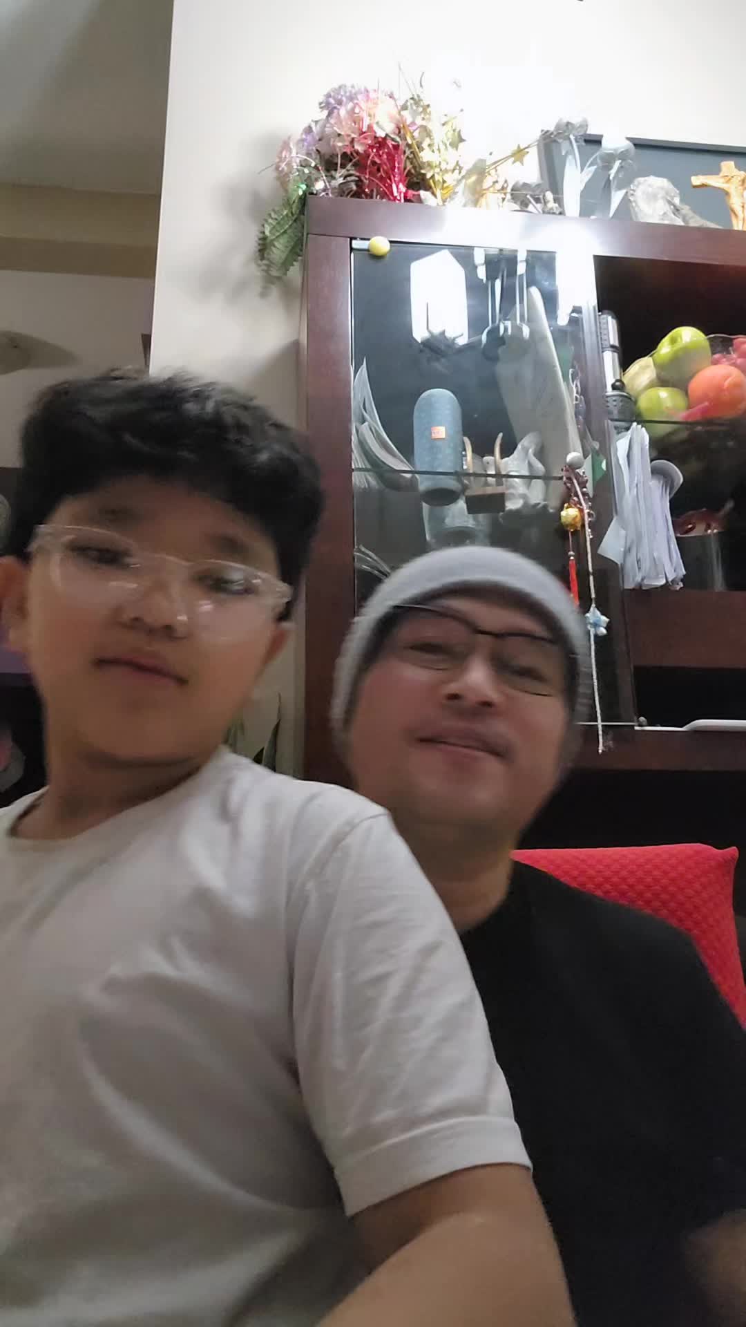 @Pamilya Ukay-ukay