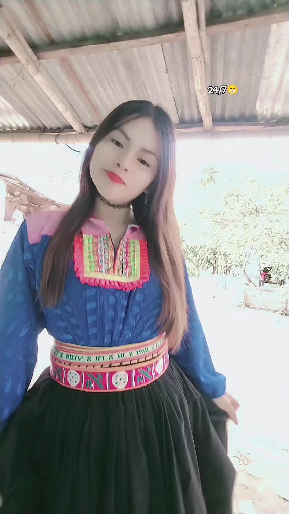 @Luna.