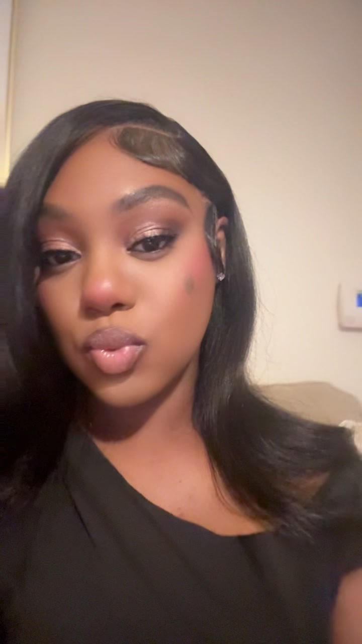 @GlamorousGi