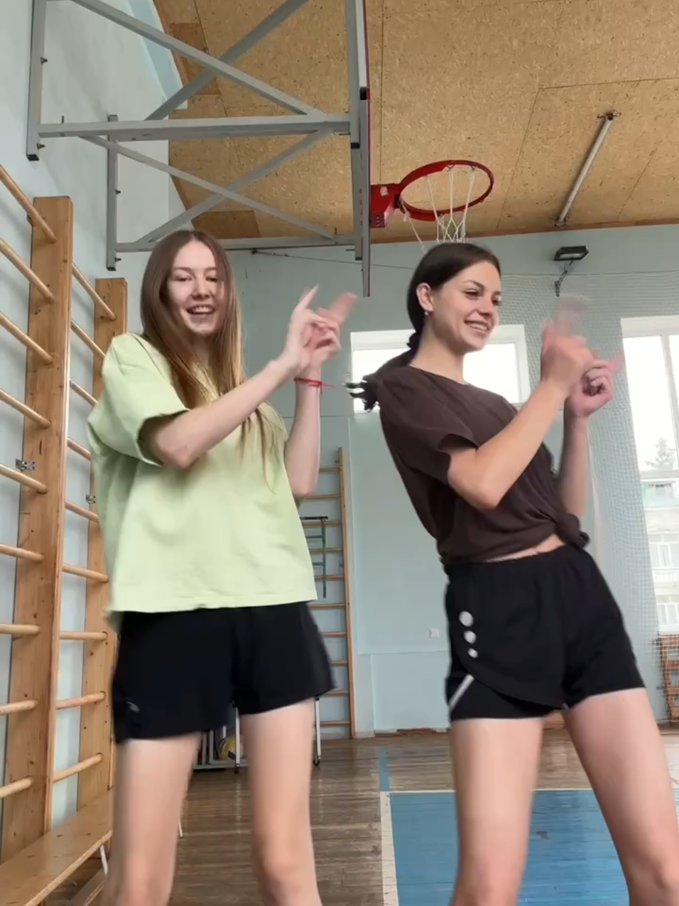 @тгк: анютины глазки🐾