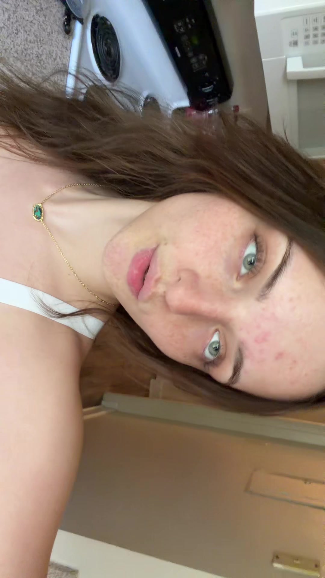 @lottiepoplottiepop