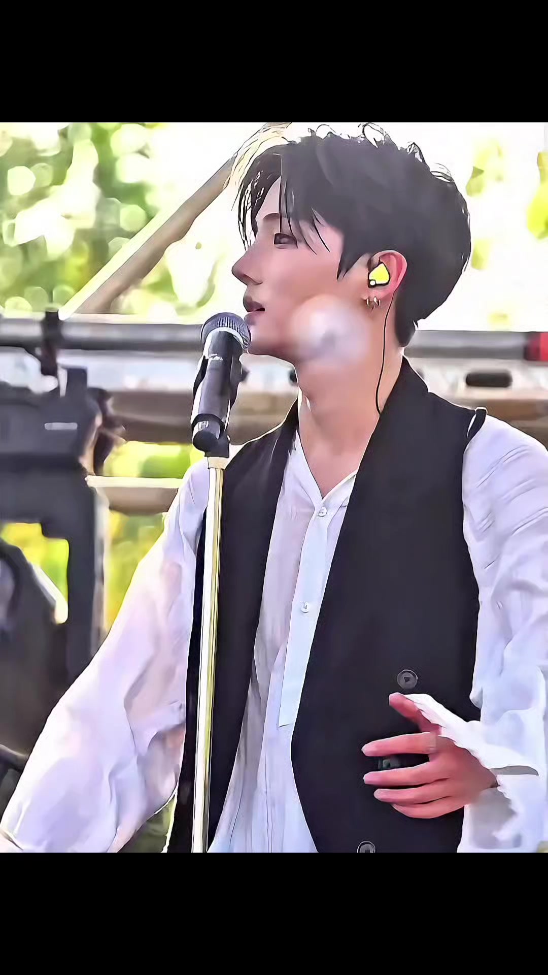 @𝒜 𝒄ℯ𝓁𝓁 `ᵃⁿᵃᵏ𝕃𝔼𝕆𝕎𝕆ℕ