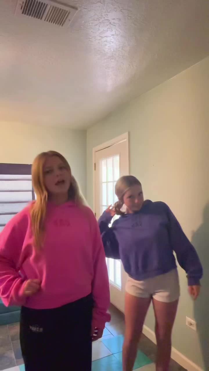 @𝐥𝐢𝐥𝐬 𝐬𝐩𝐚𝐦