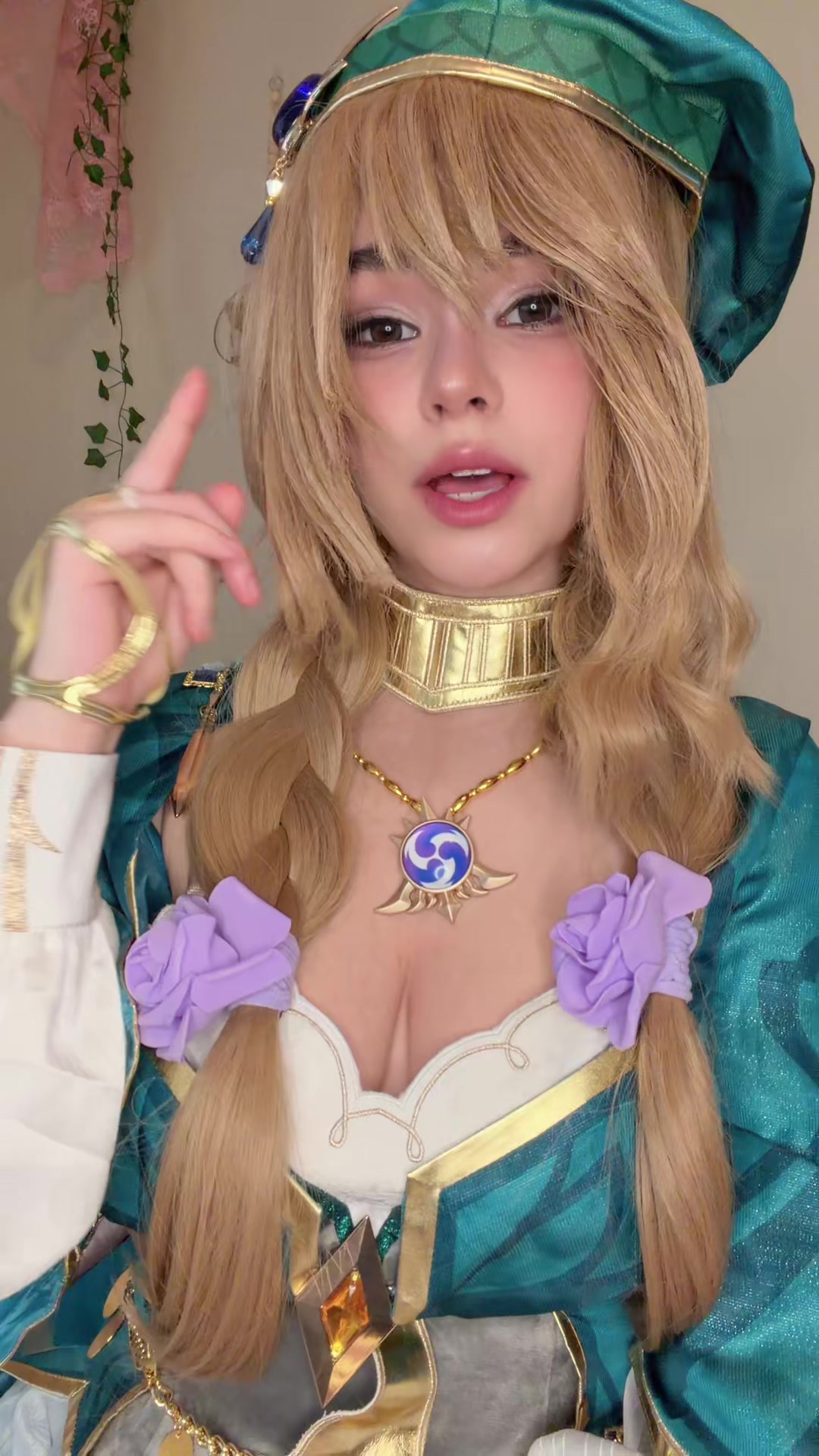 @yoursonly_aurora
