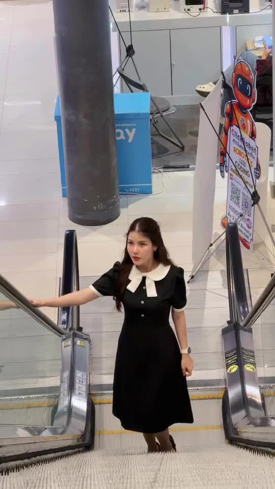 @ลัดชา ชุดเดรส
