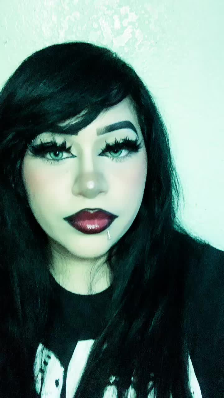 @_Vamp_ANA