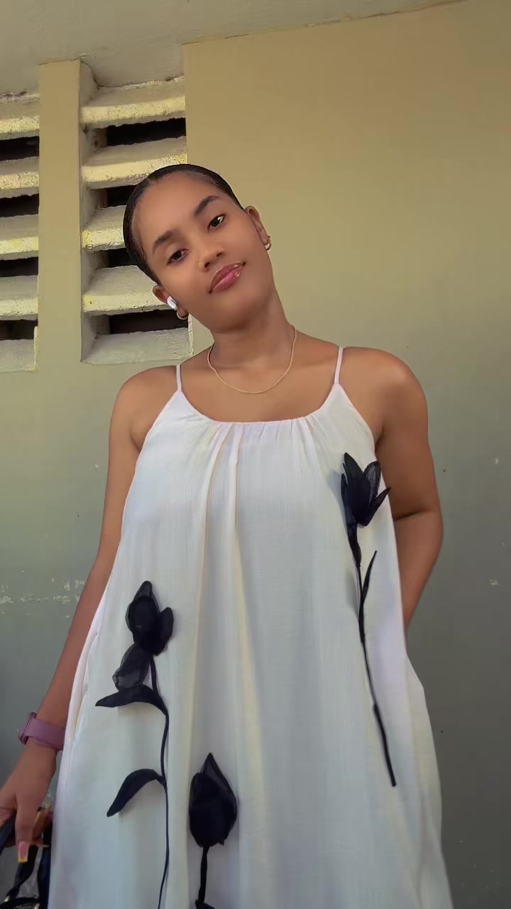 @Shëëshëë 🦋♥️