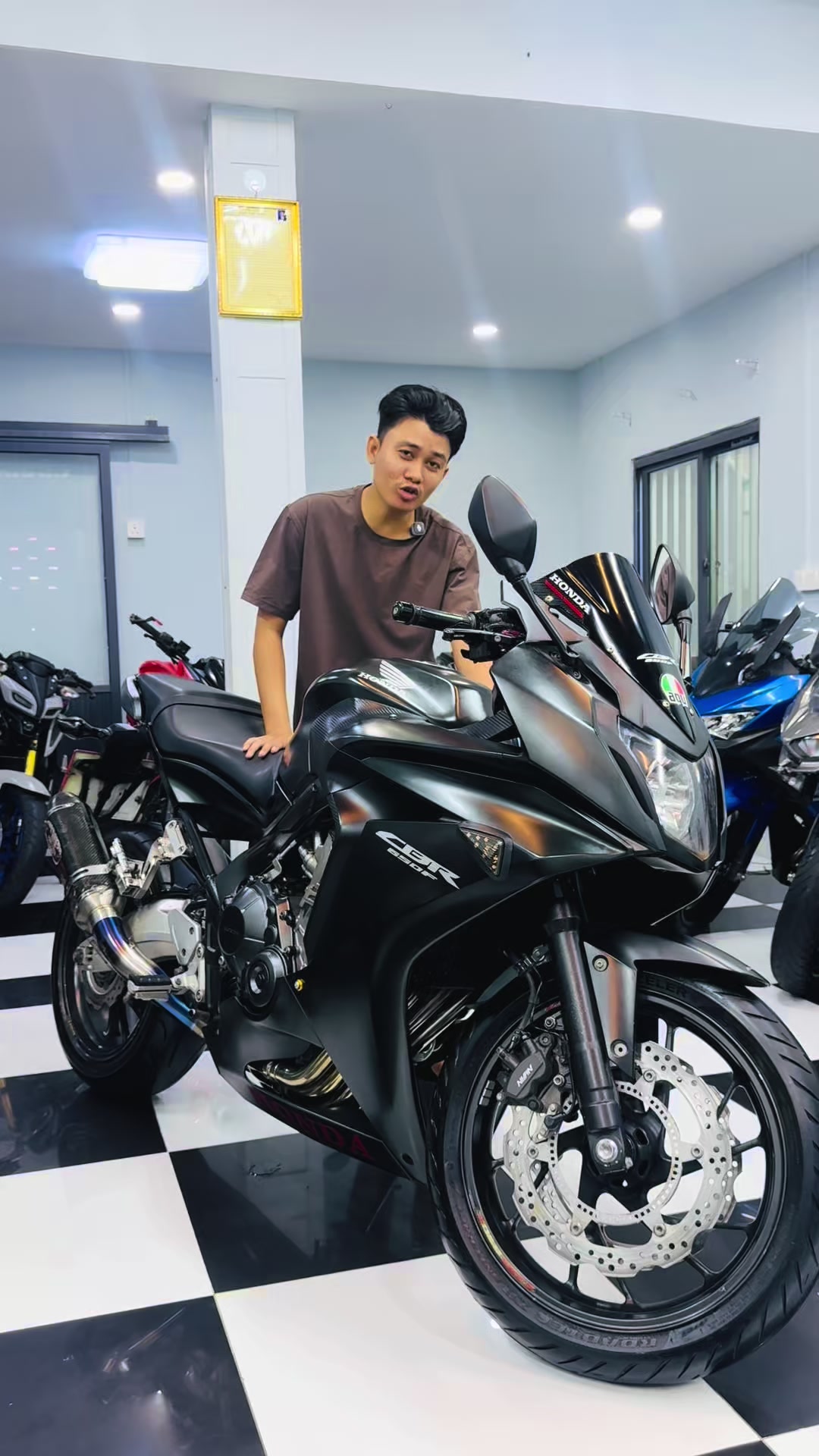 @Ko Thura MotoBike Shop