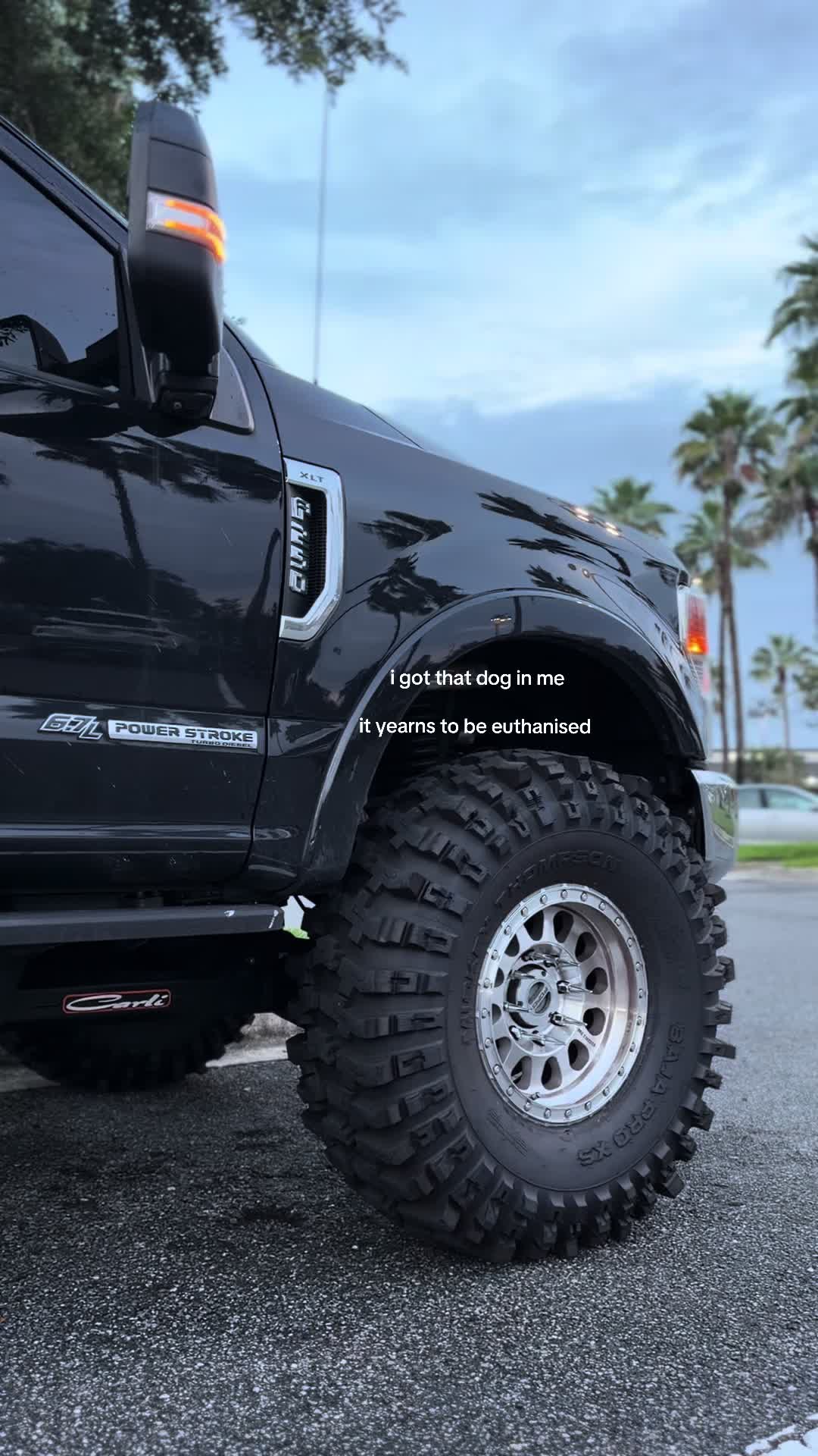 @️
