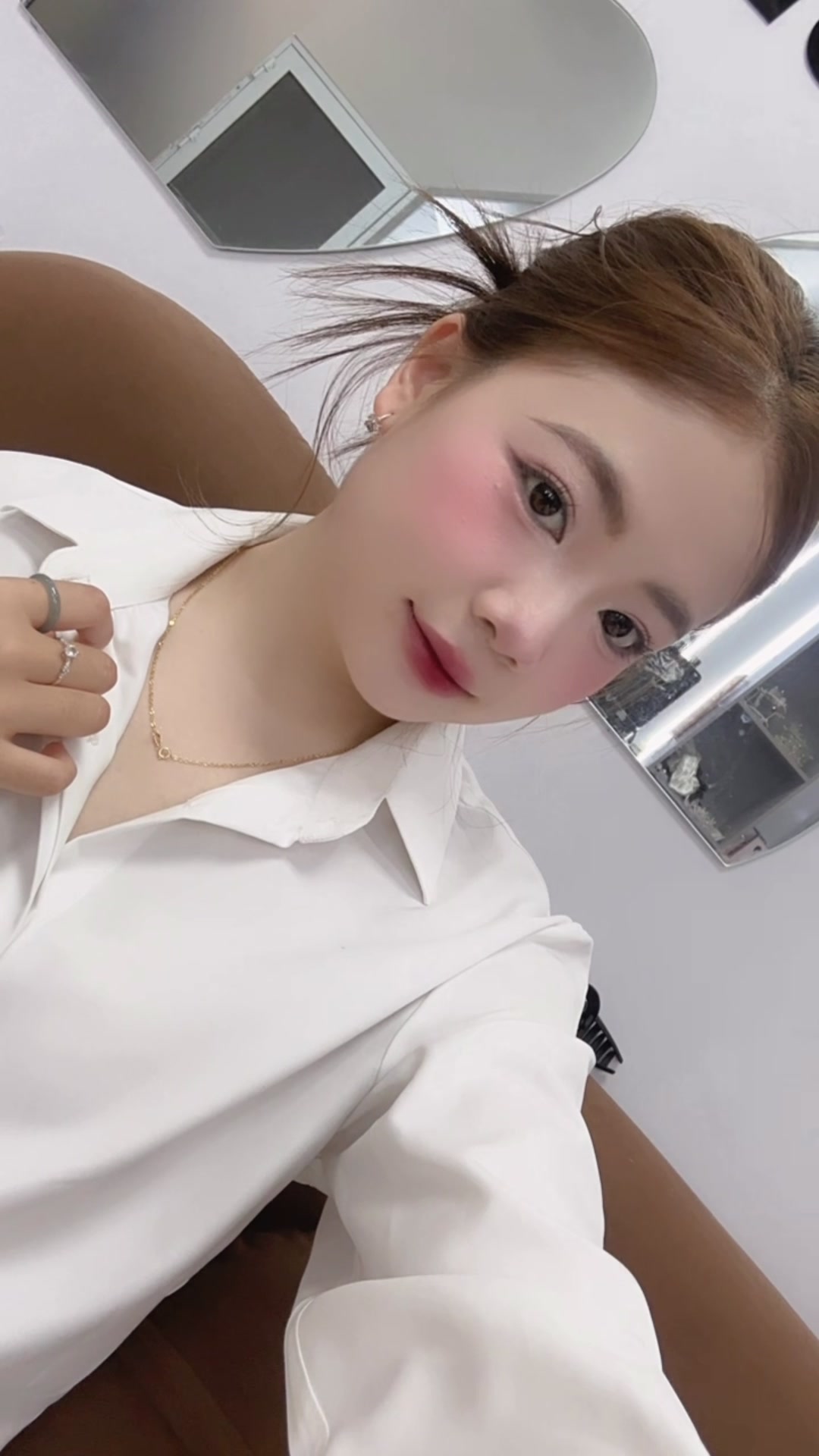 @Lina 🇻🇳