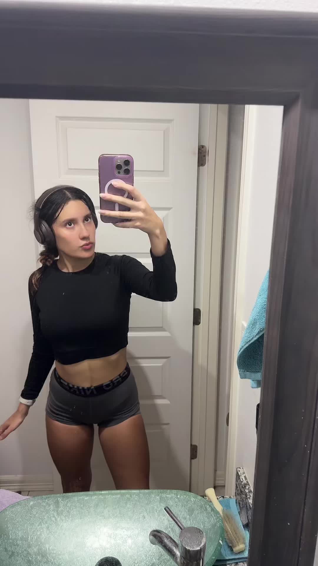 @Sydney Rodriguez