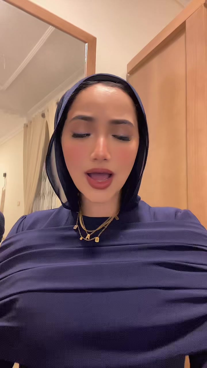 @آَيــَـة