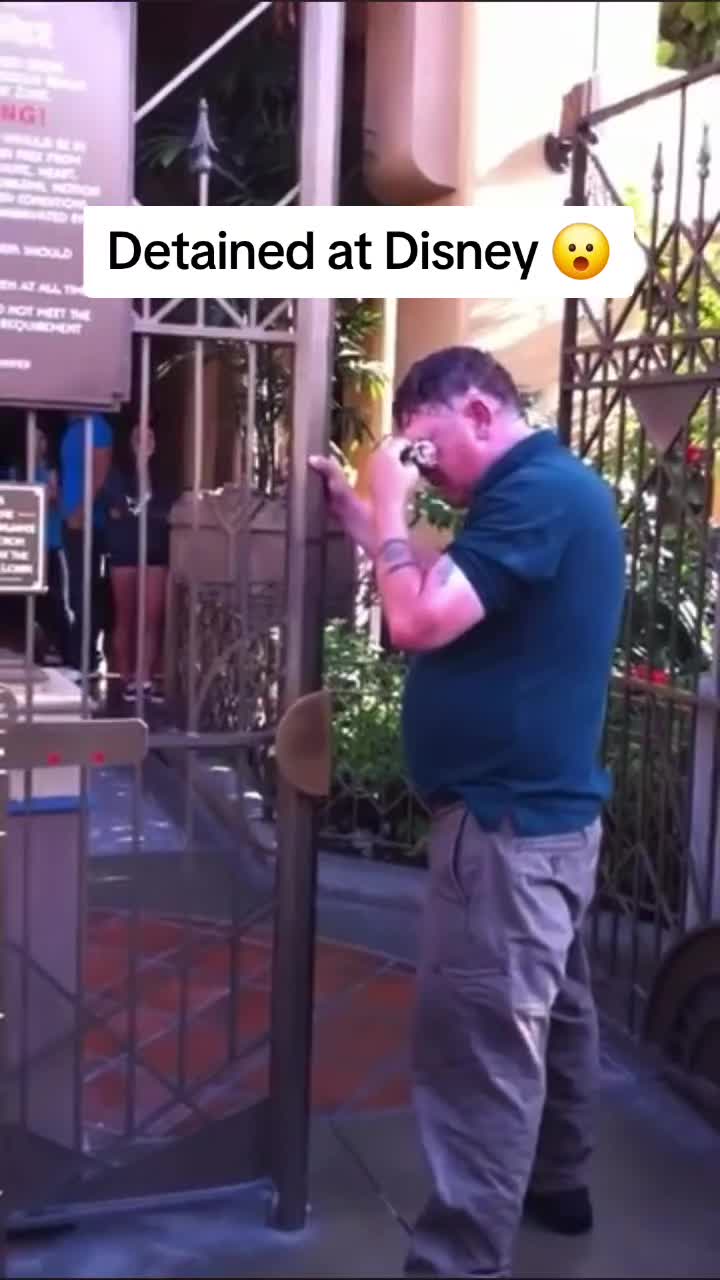 @HoneyBDisney