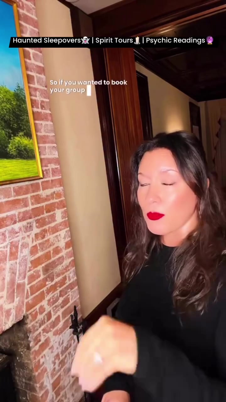 @Ivy Rivera | Psychic Medium