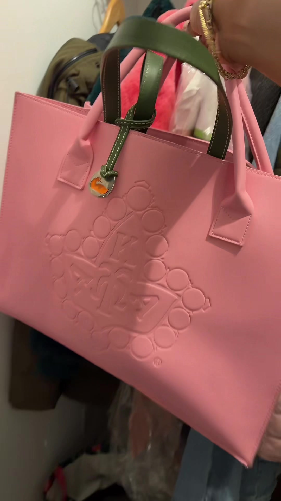 @Pinkivysocial