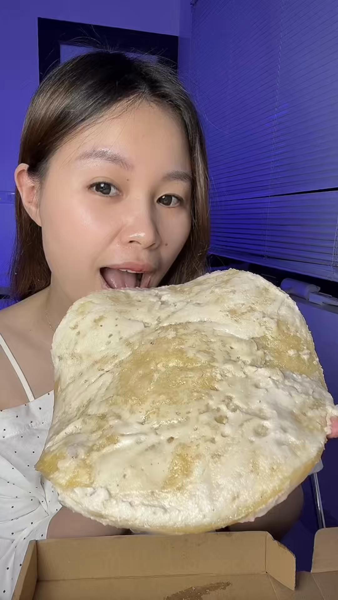 @Th&iacute;ch ăn vặt về đ&ecirc;m 🍱