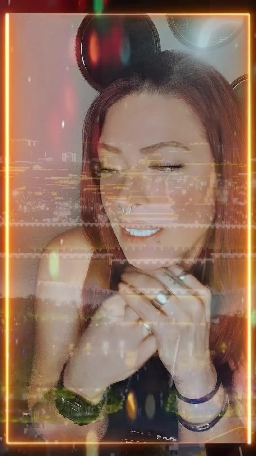 @★ℜ𝔢𝔡★