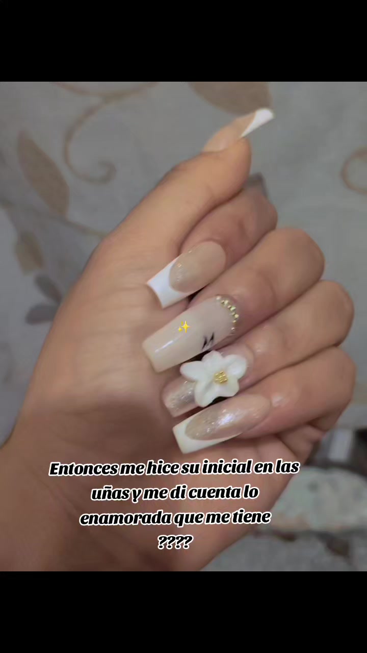 @Mariel Avalos 🖤