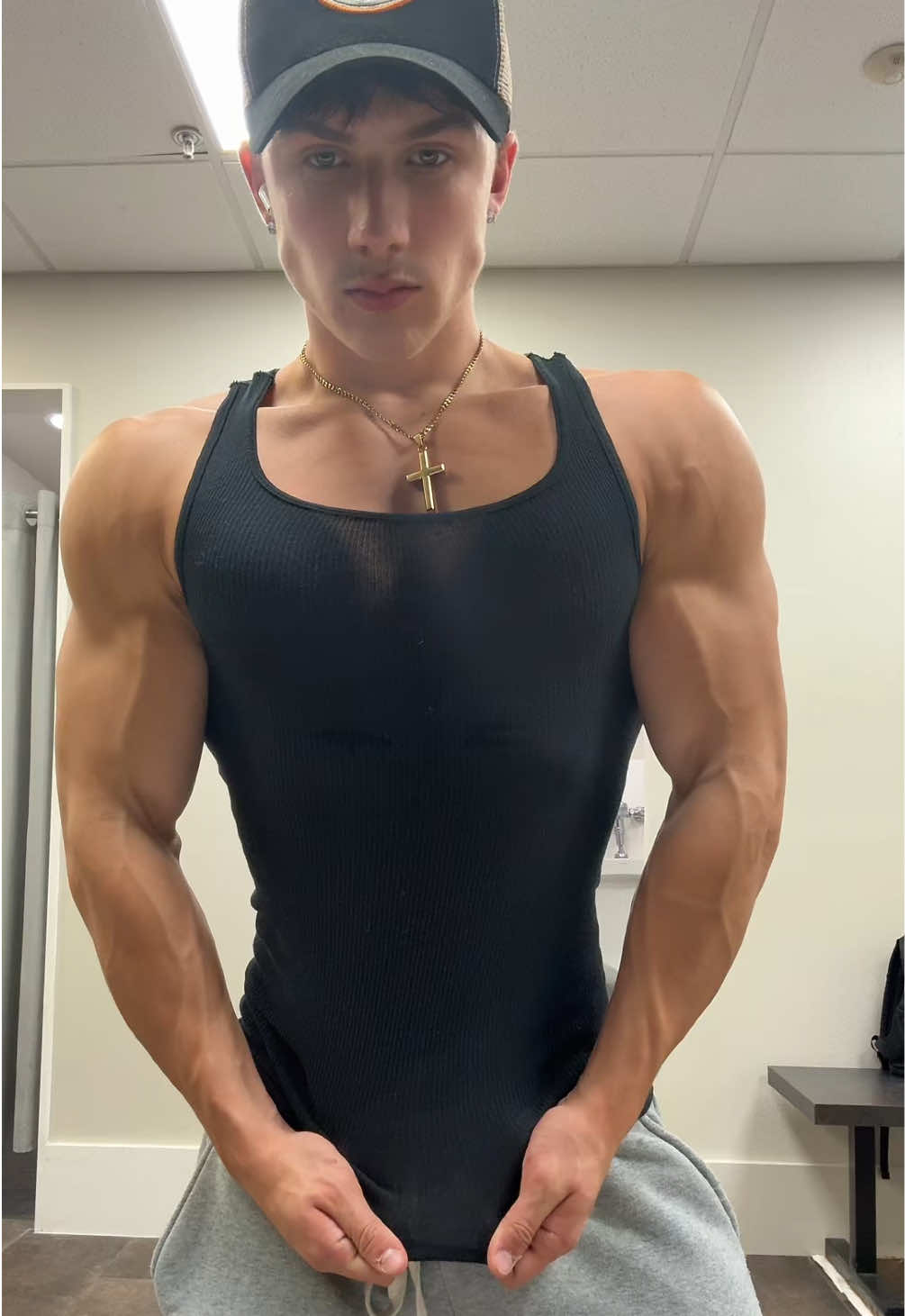 @d33jaee_lifts