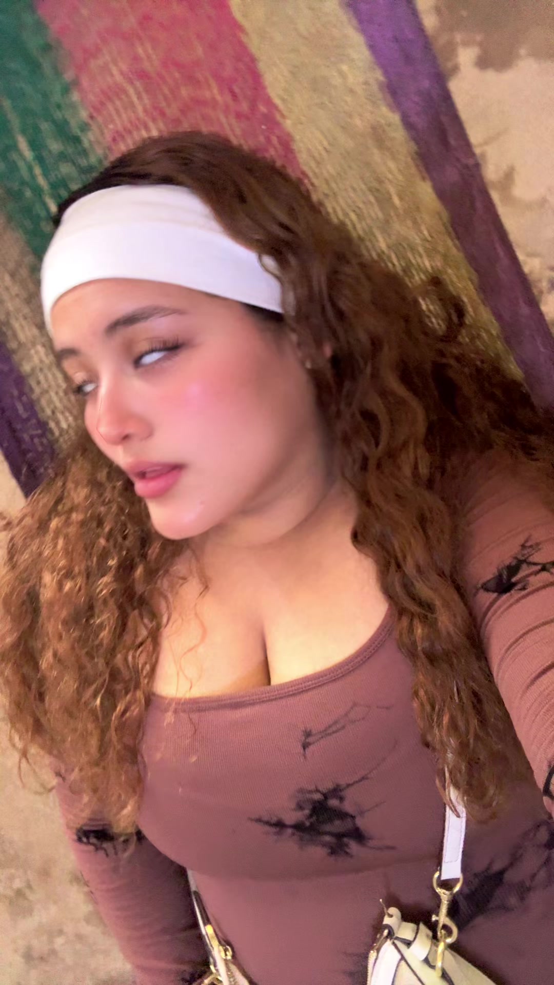 @L22💋