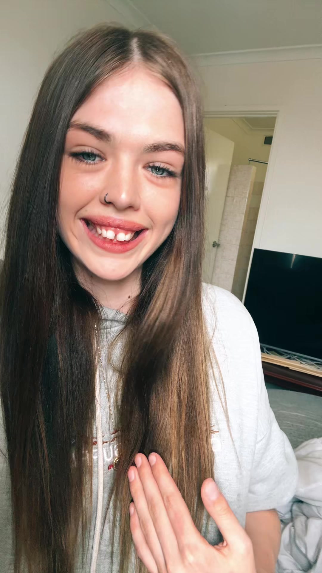 @Dani x