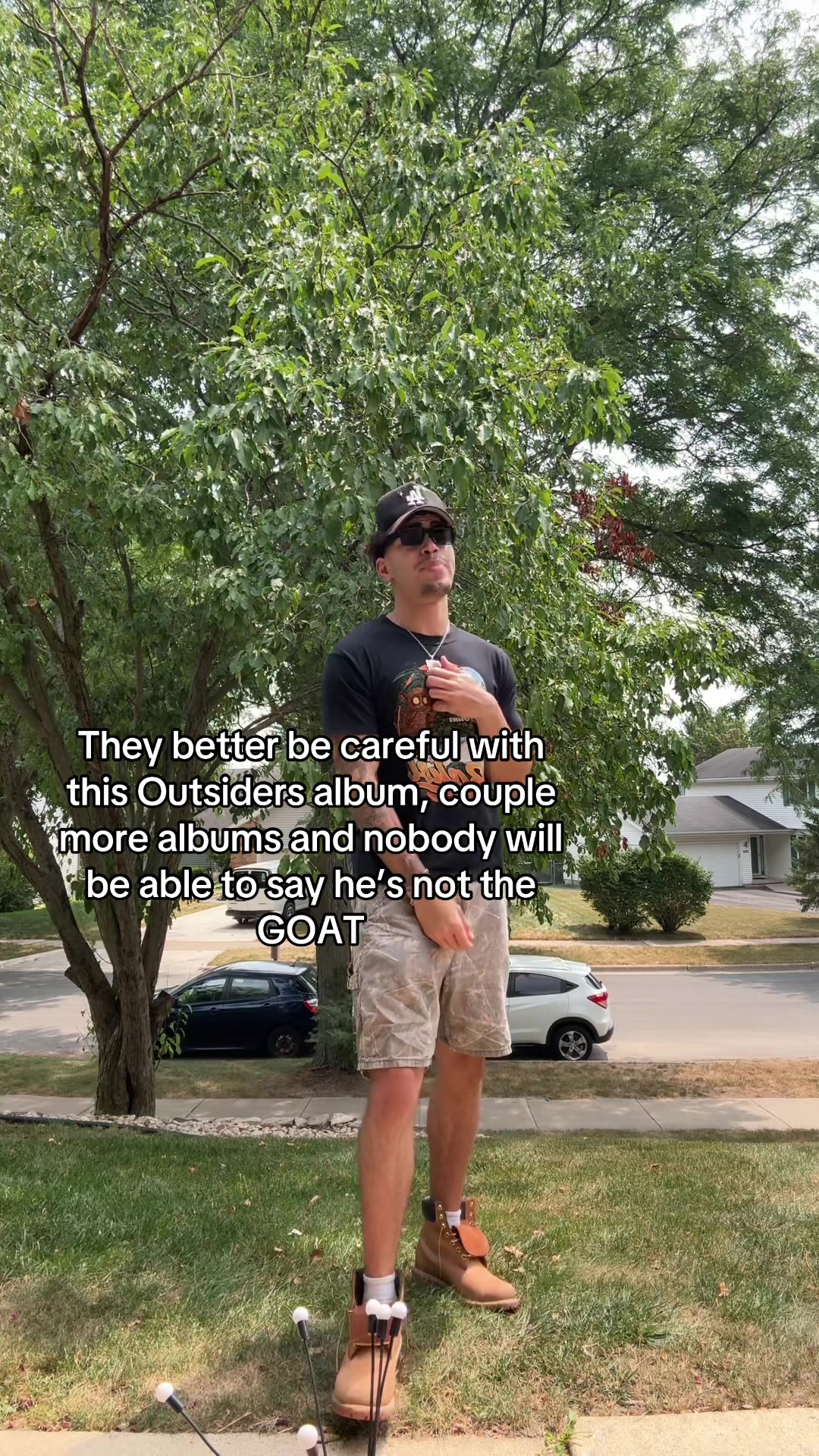 @ant🫯