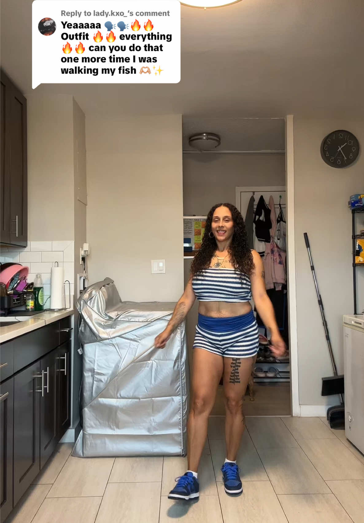 @momof4