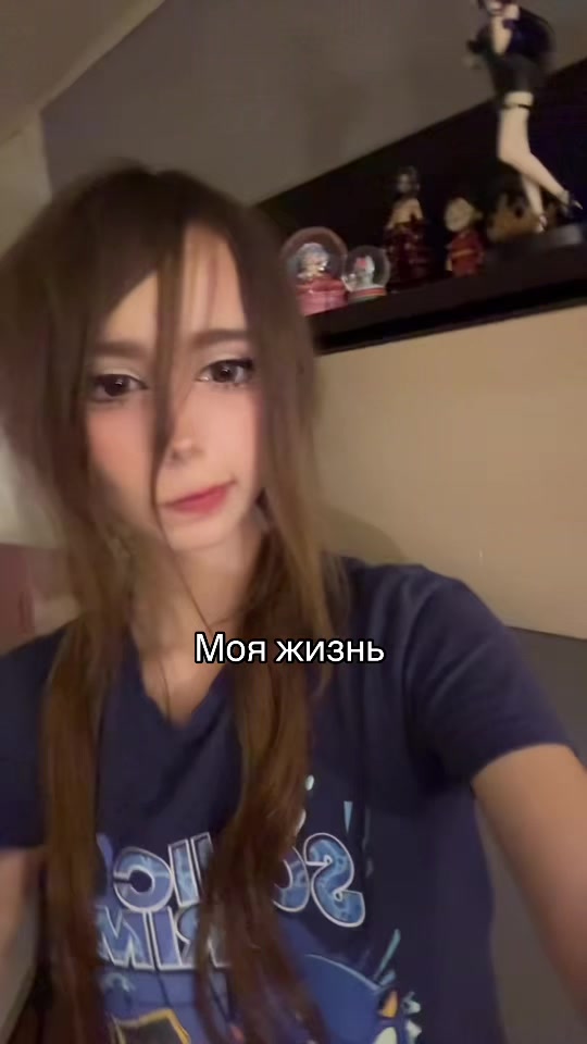 @Котя :3 😝