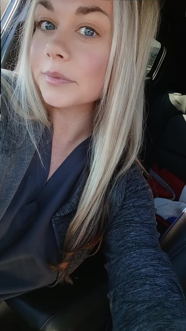 @hollyedot