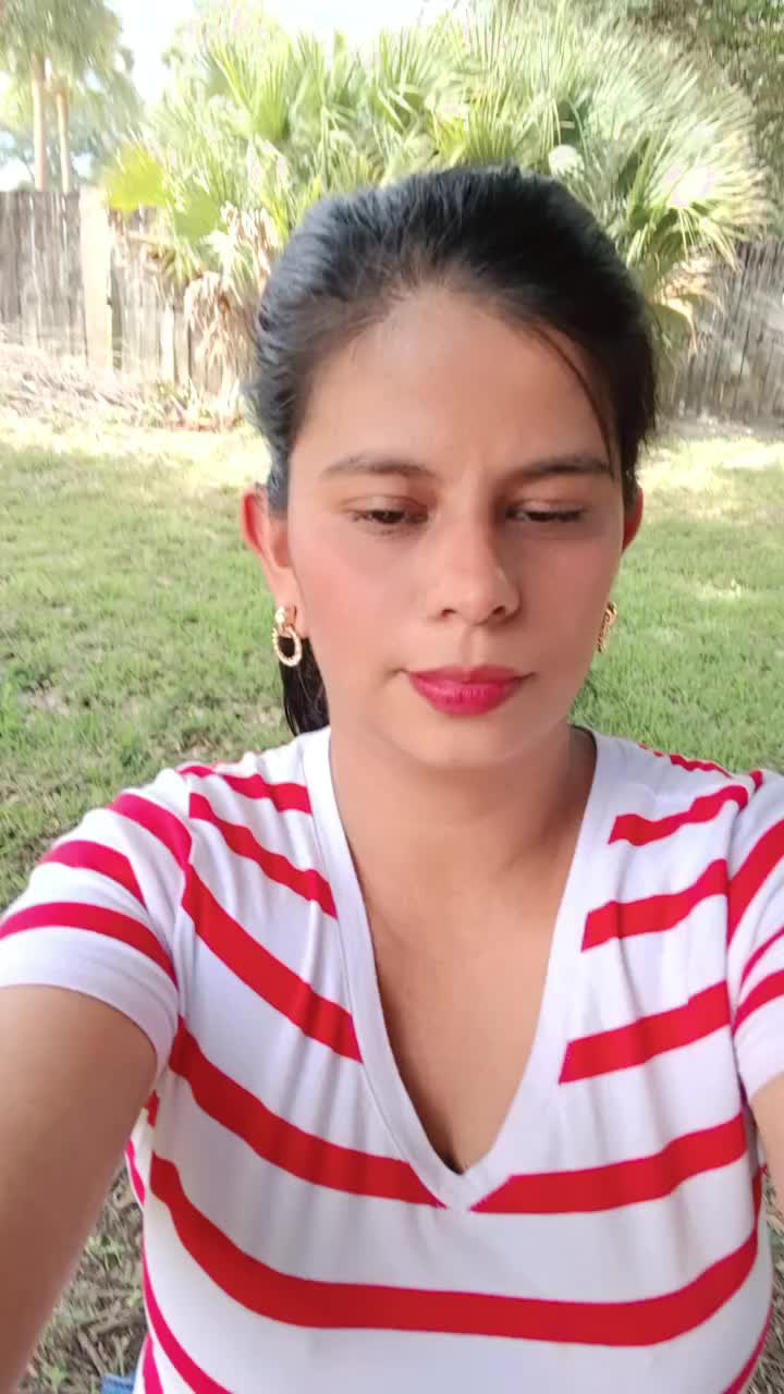 @Paola Alaniz ๐๐๐