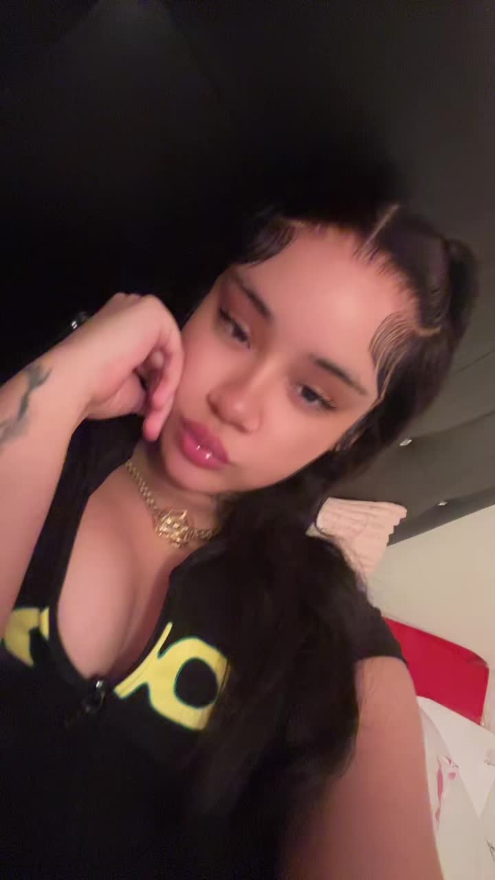 @Arianna Marie🦋.