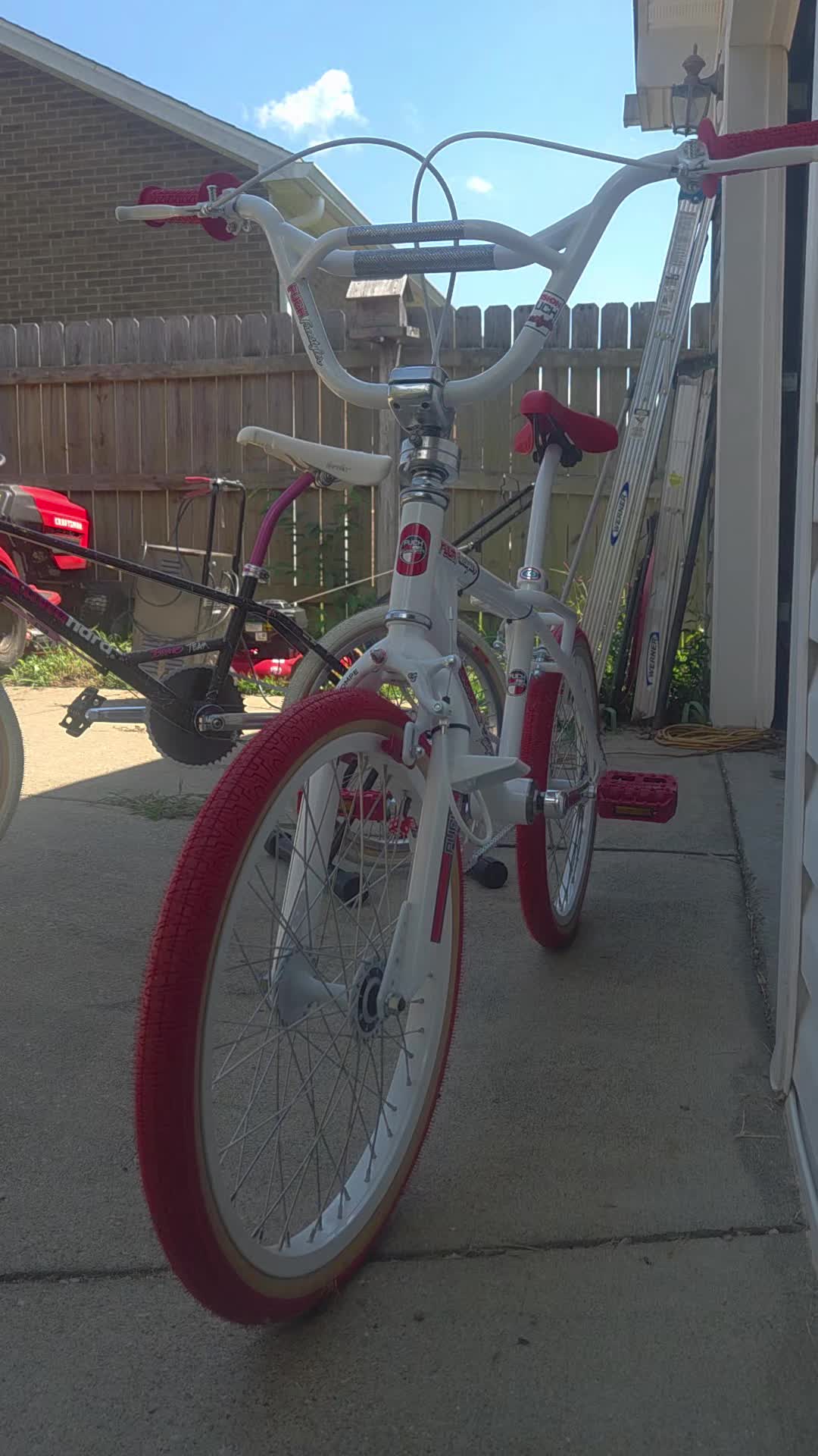 @The Bike Shop - 80s BMX