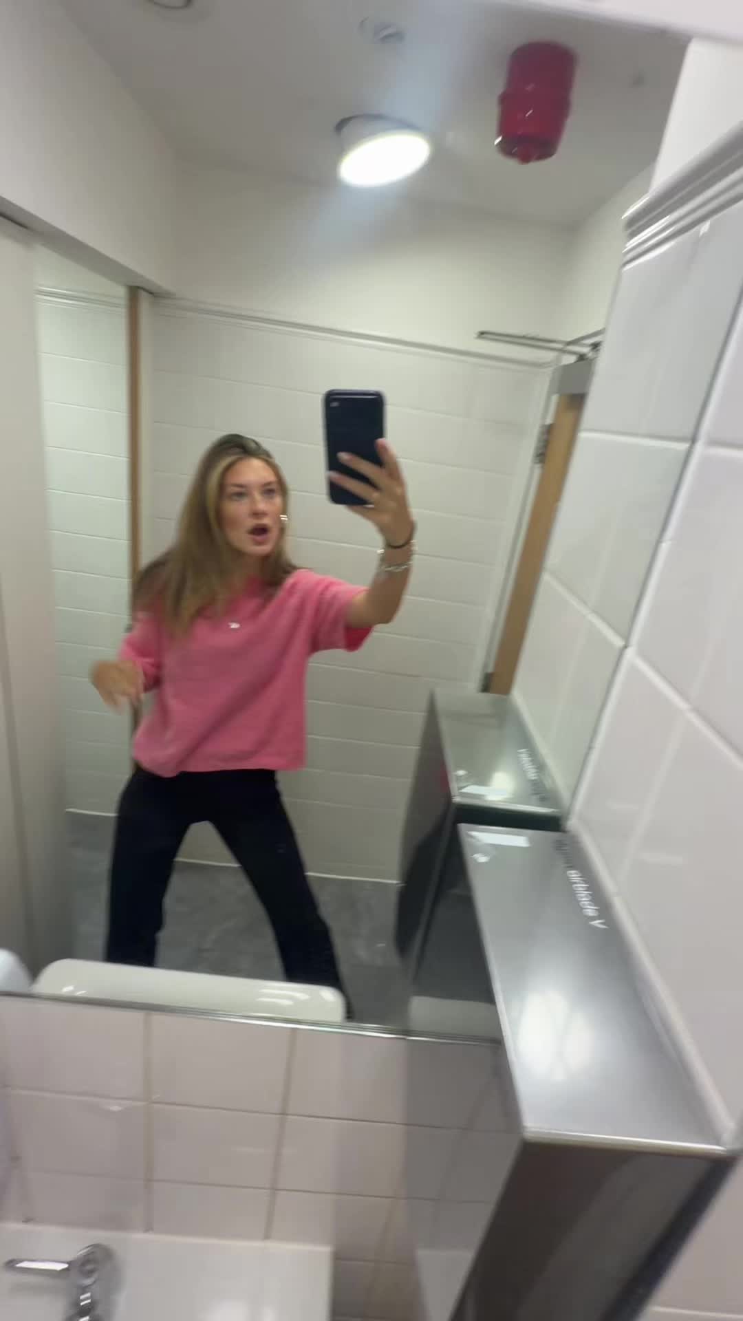 @Greta 👑