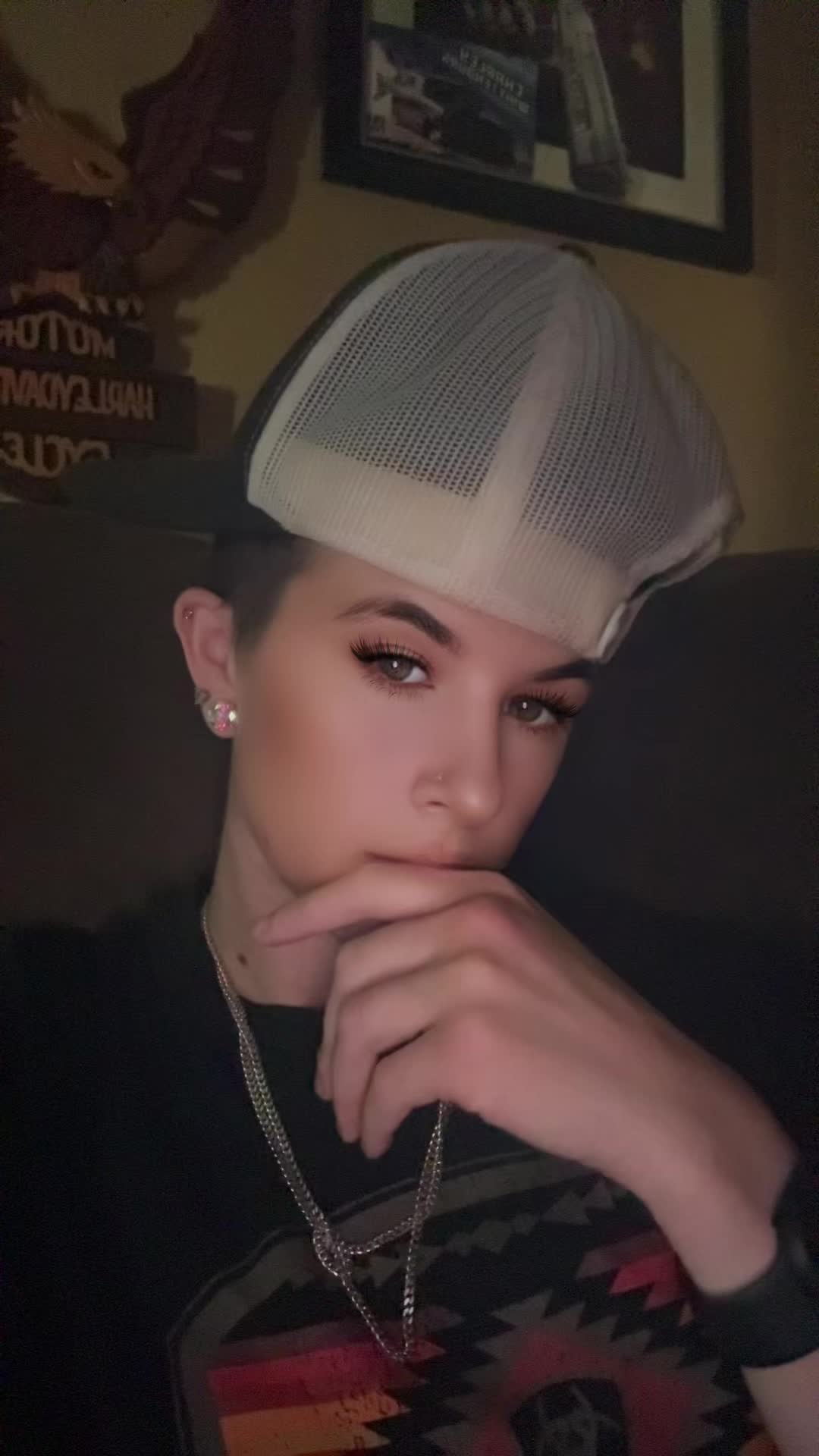 @👑 💚𝕭𝖗𝖔𝖔𝖐𝖘💚 👑