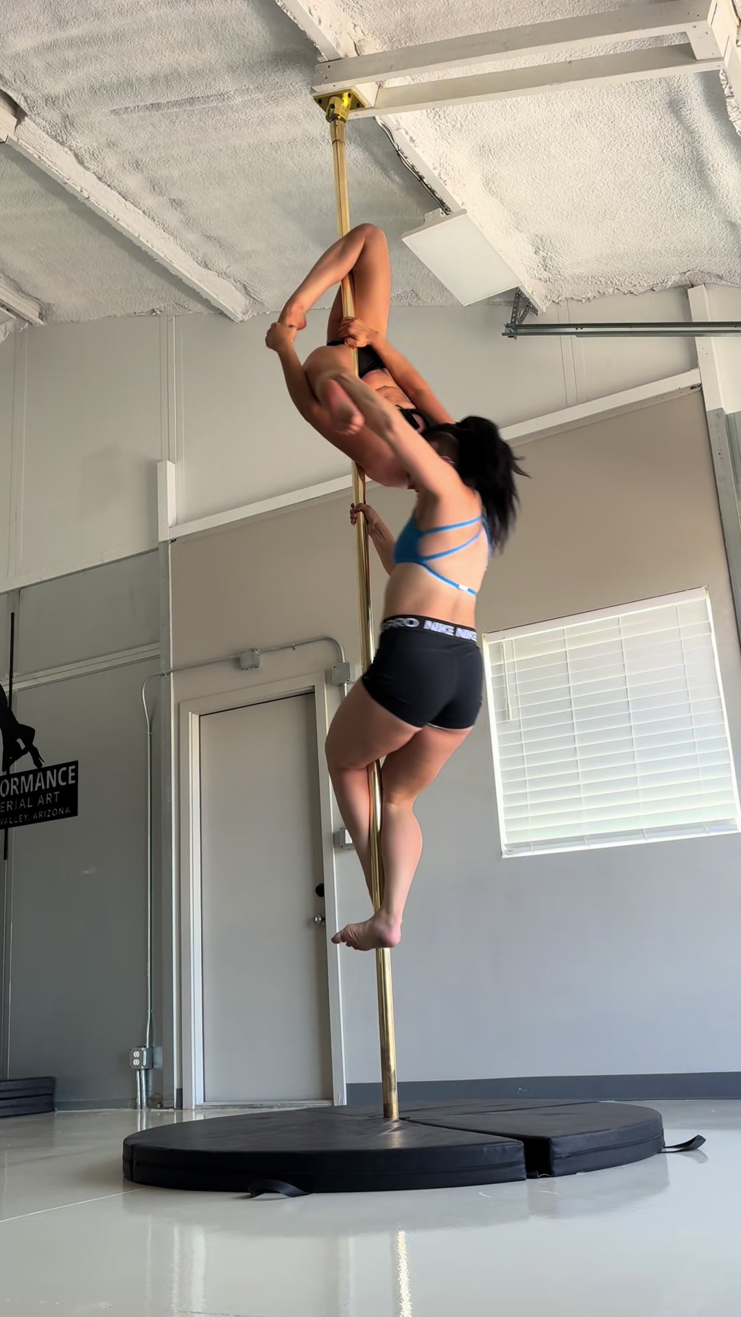@mariepolefit