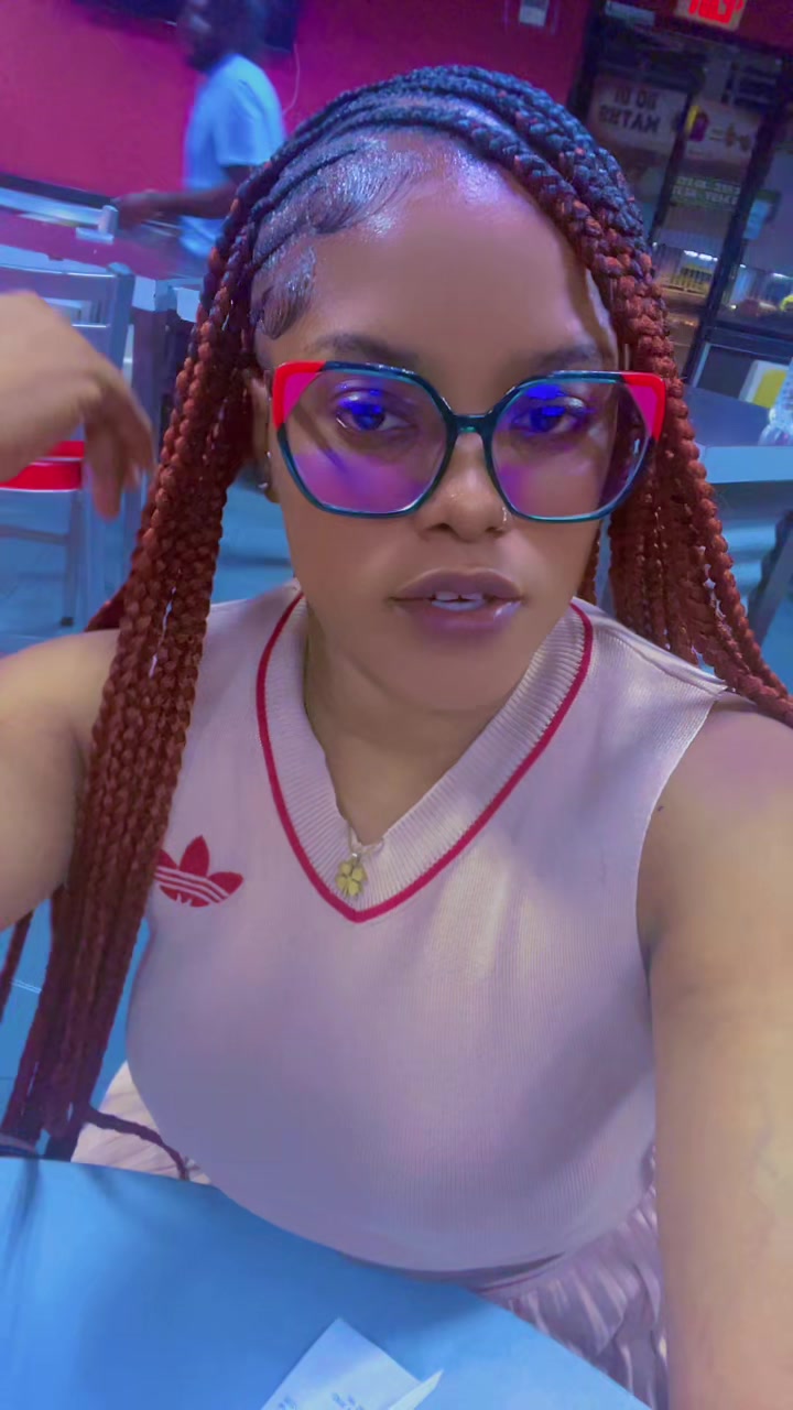 @Tia🥰
