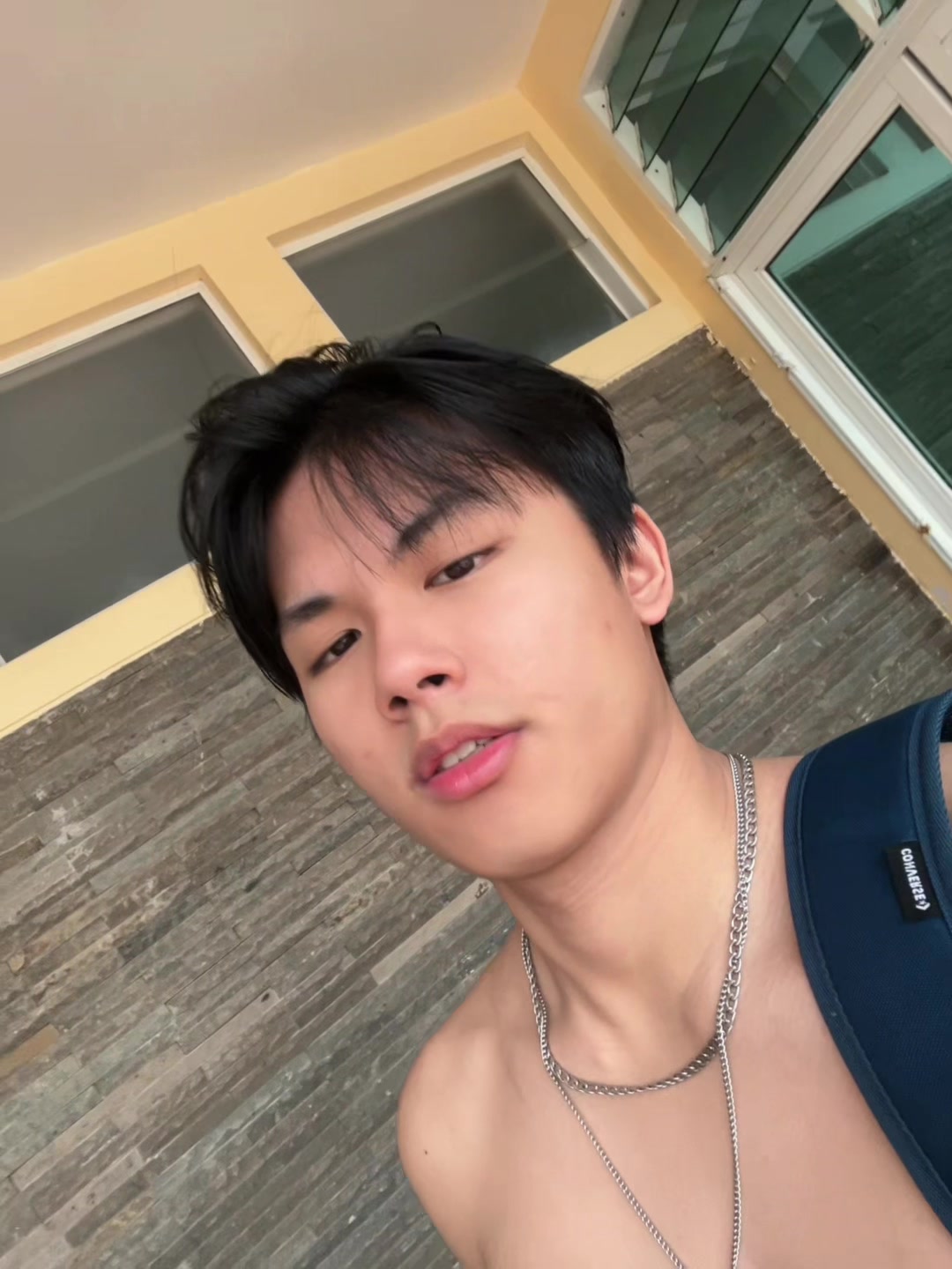 @Julif