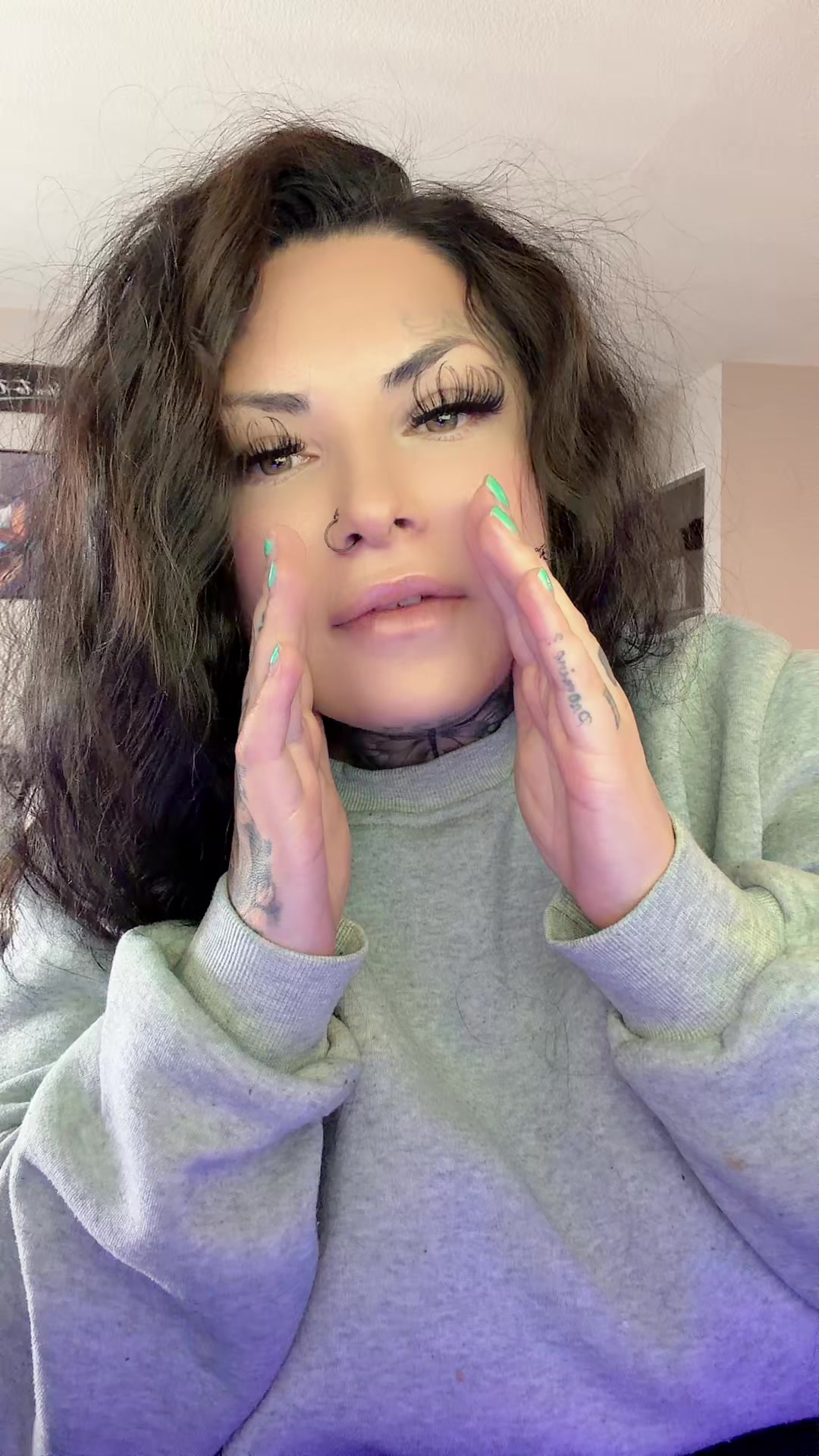 @Yanna🖤