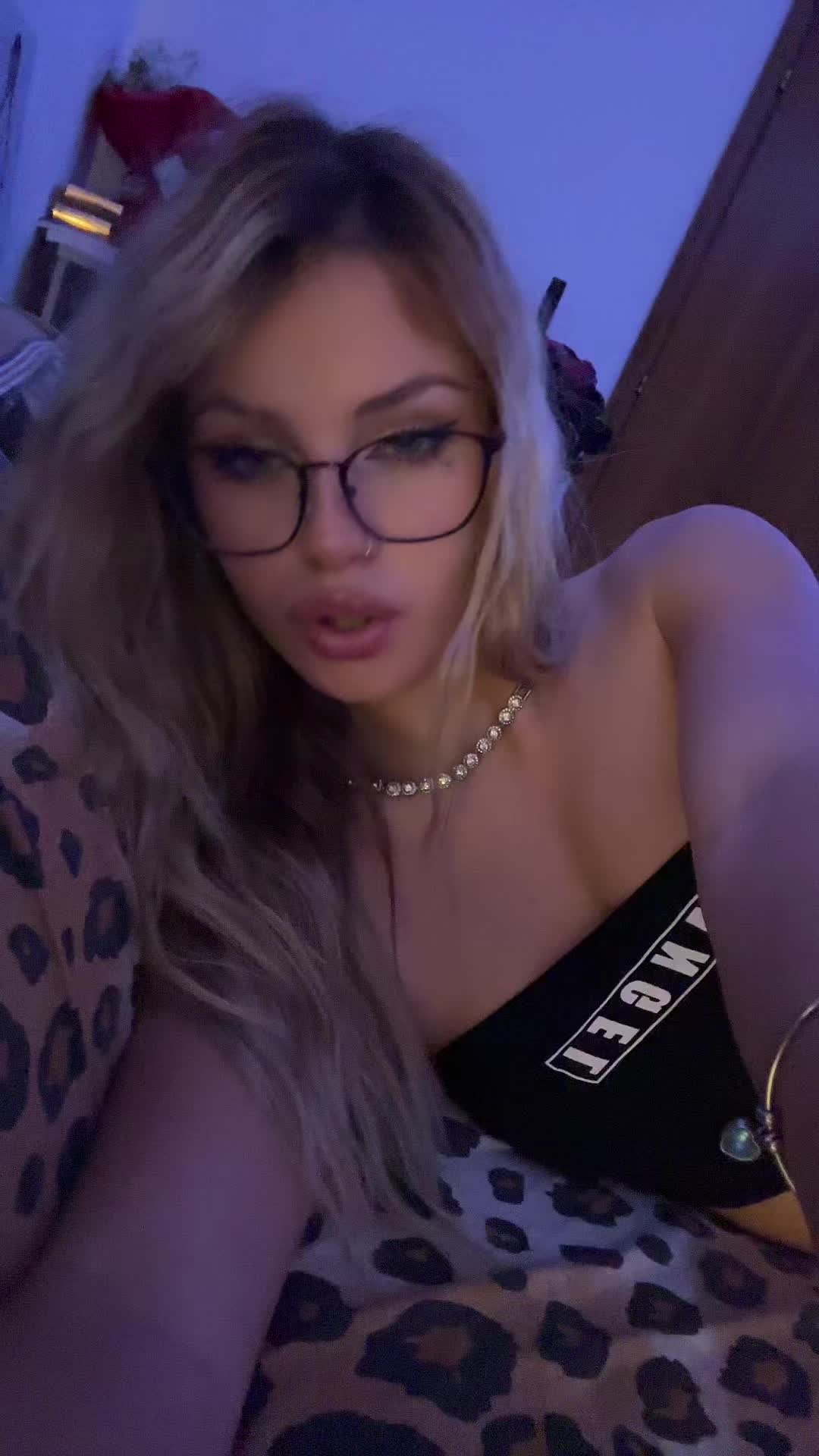 @vanecolez🇨🇴