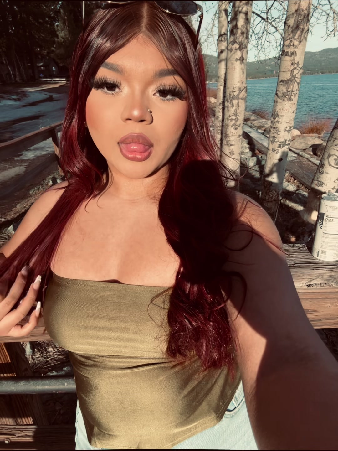 @Niki🖤