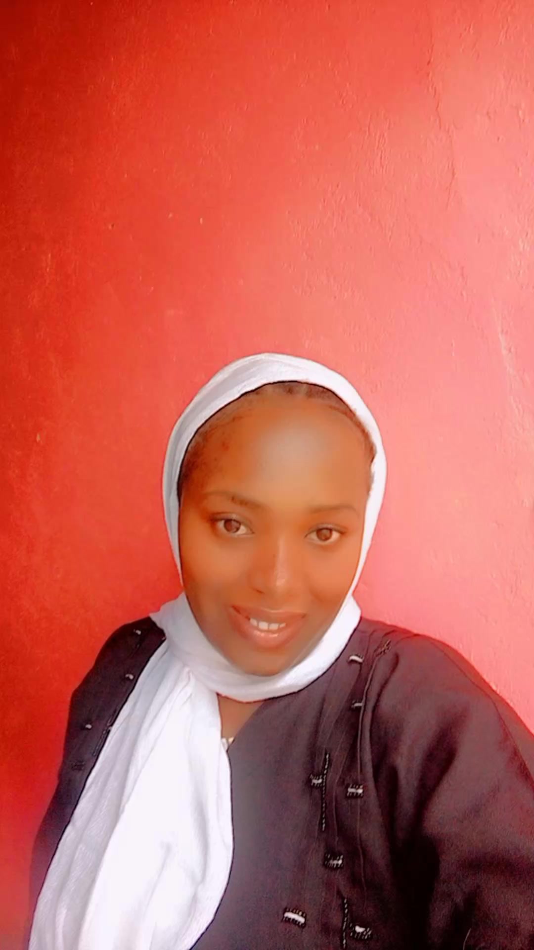 @Hanifa