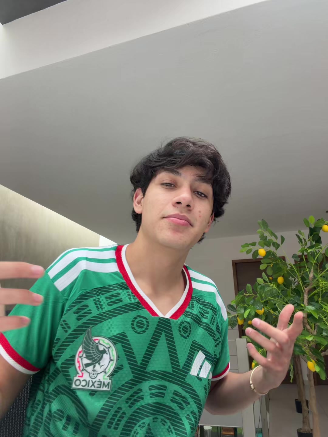 @ANGEL GALV&Aacute;N