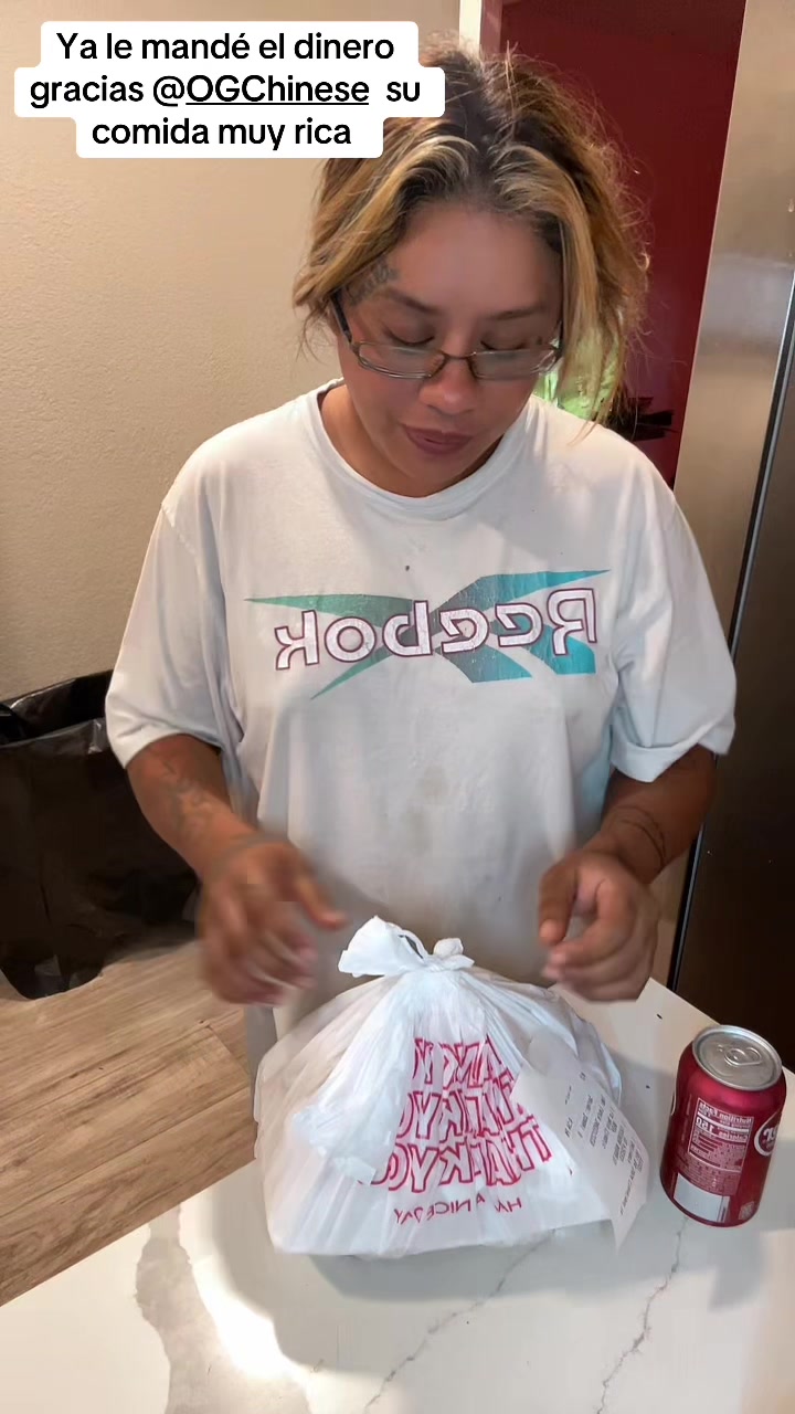 @lalalopez
