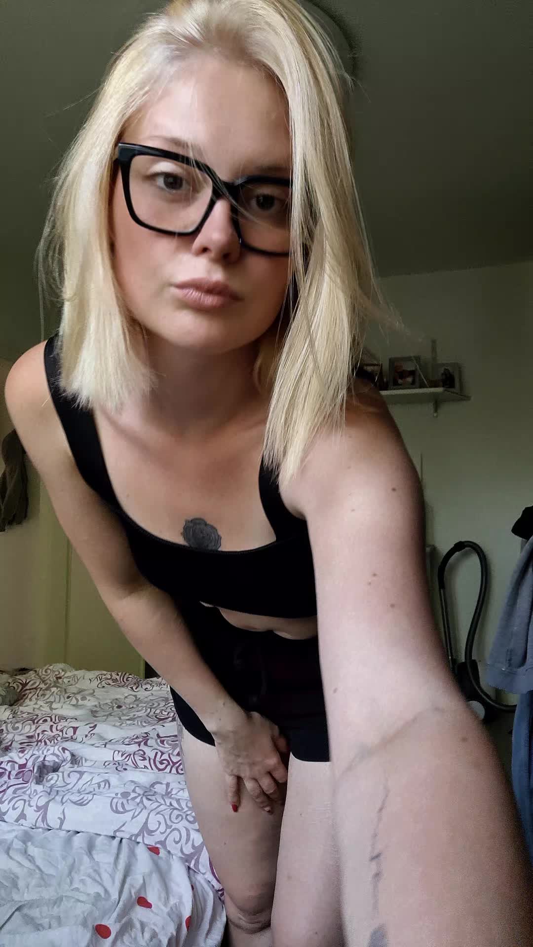 @Lara