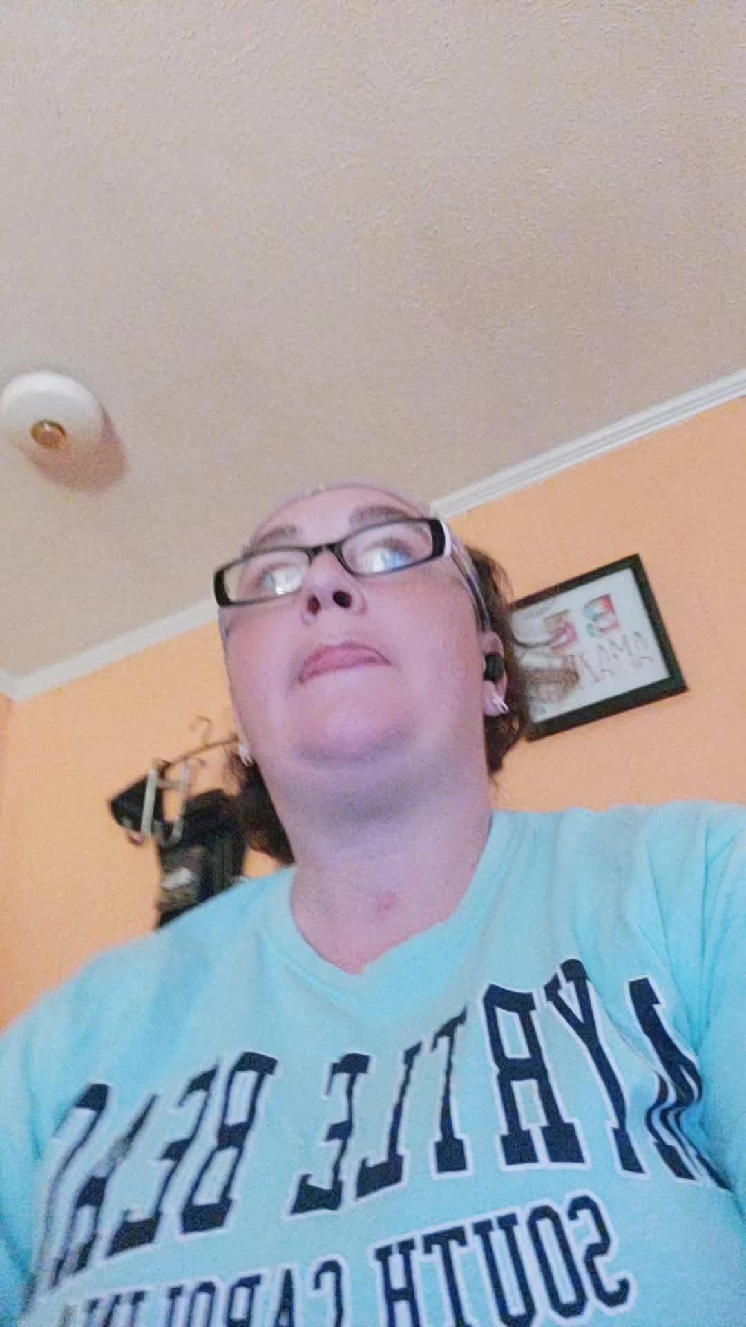 @Victoria Edwards