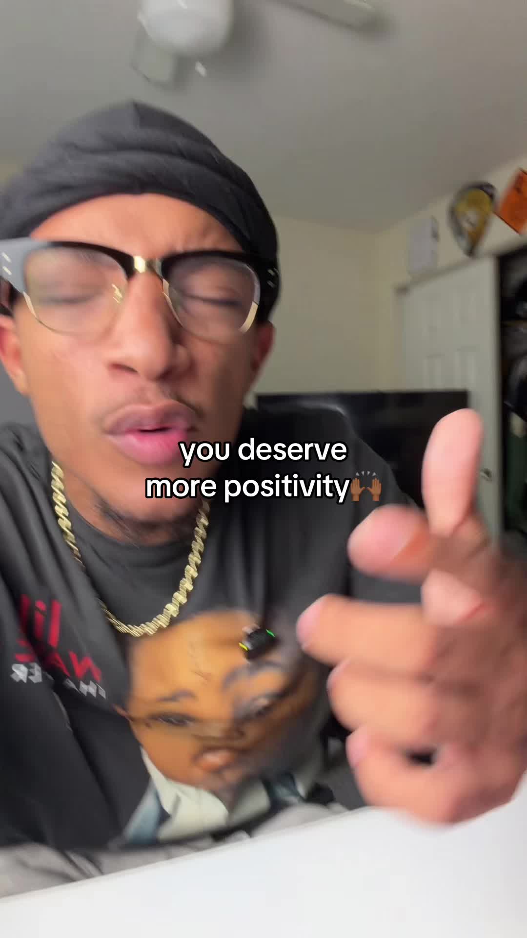 @jaylinfinds