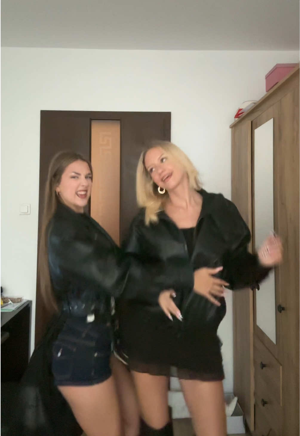 @𝘷𝘬𝘷𝘬.𝘷𝘦𝘳𝘰𝘯𝘪𝘬𝘢